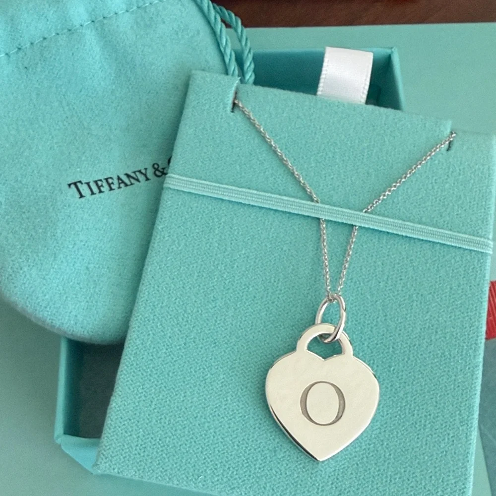 18” Tiffany & Co. Initial O Heart Tag Medium Pendant Necklace